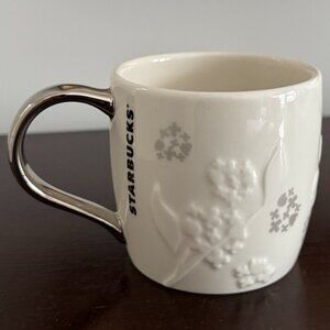 NWOT Starbucks Natural White Floral Mug with Silver Handle 12oz/355ml